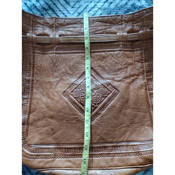 Handmade Moroccan Engraved Leather Shoulder Bucket Bag Tote Boho Cognac Artistic - Picture 7 of 7